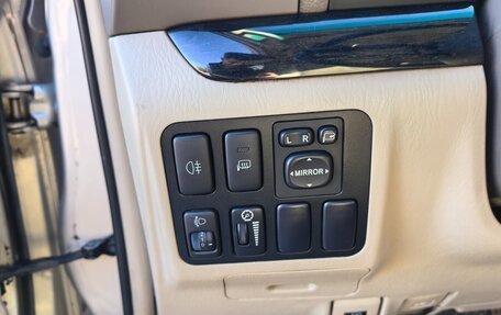 Toyota Land Cruiser Prado 120, 2008 год, 1 890 000 рублей, 10 фотография
