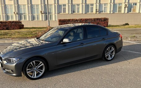 BMW 3 серия, 2014 год, 1 900 000 рублей, 12 фотография