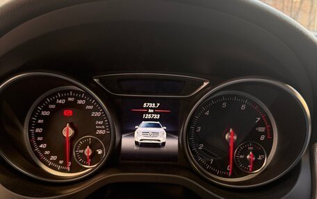 Mercedes-Benz GLA, 2018 год, 2 500 000 рублей, 3 фотография