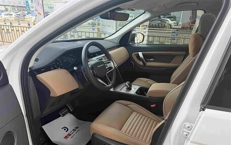 Land Rover Discovery Sport I рестайлинг, 2025 год, 4 619 000 рублей, 6 фотография