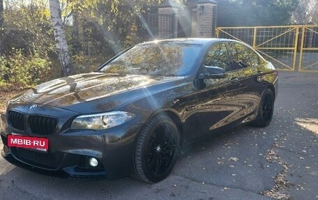 BMW 5 серия, 2014 год, 1 850 000 рублей, 11 фотография