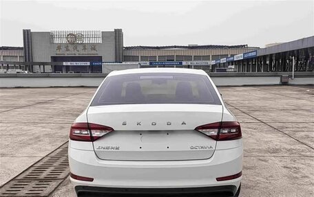 Skoda Octavia, 2022 год, 1 500 000 рублей, 5 фотография