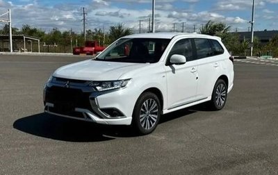 Mitsubishi Outlander III рестайлинг 3, 2022 год, 1 950 000 рублей, 1 фотография