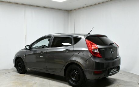 Hyundai Solaris II рестайлинг, 2012 год, 647 000 рублей, 5 фотография