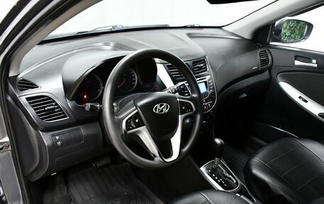 Hyundai Solaris II рестайлинг, 2012 год, 647 000 рублей, 11 фотография