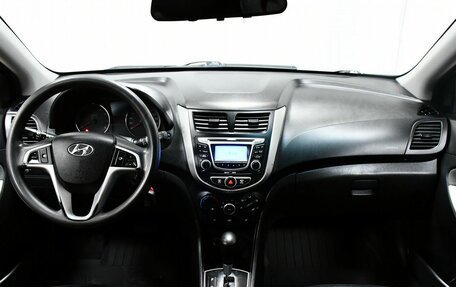 Hyundai Solaris II рестайлинг, 2012 год, 647 000 рублей, 16 фотография