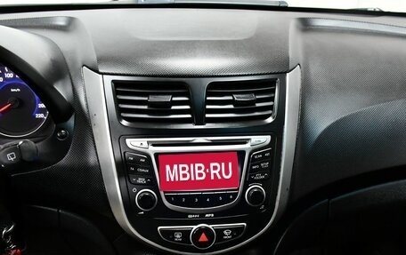 Hyundai Solaris II рестайлинг, 2012 год, 647 000 рублей, 17 фотография