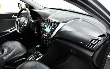 Hyundai Solaris II рестайлинг, 2012 год, 647 000 рублей, 25 фотография