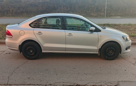 Volkswagen Polo VI (EU Market), 2011 год, 630 000 рублей, 3 фотография
