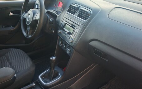 Volkswagen Polo VI (EU Market), 2011 год, 630 000 рублей, 8 фотография