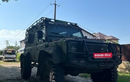 Land Rover Defender I, 2012 год, 7 800 000 рублей, 2 фотография