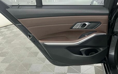 BMW 3 серия, 2021 год, 3 990 000 рублей, 10 фотография