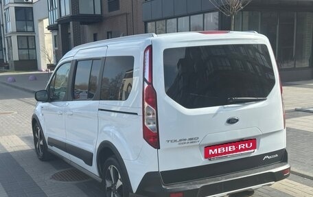 Ford Tourneo Connect II рестайлинг, 2021 год, 2 850 000 рублей, 6 фотография