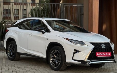 Lexus RX IV рестайлинг, 2017 год, 4 300 000 рублей, 3 фотография
