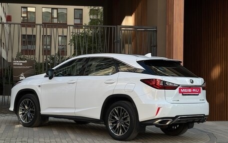 Lexus RX IV рестайлинг, 2017 год, 4 300 000 рублей, 7 фотография