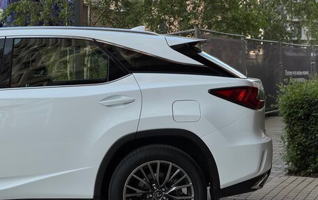 Lexus RX IV рестайлинг, 2017 год, 4 300 000 рублей, 13 фотография