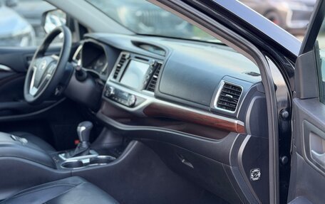 Toyota Highlander III, 2015 год, 2 750 000 рублей, 13 фотография