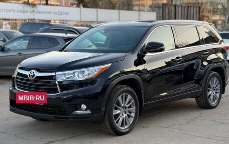 Toyota Highlander III, 2015 год, 2 750 000 рублей, 7 фотография