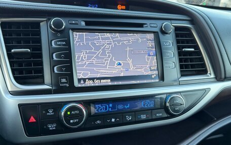 Toyota Highlander III, 2015 год, 2 750 000 рублей, 23 фотография