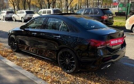 Mercedes-Benz A-Класс, 2019 год, 2 800 000 рублей, 6 фотография