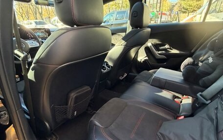Mercedes-Benz A-Класс, 2019 год, 2 800 000 рублей, 11 фотография