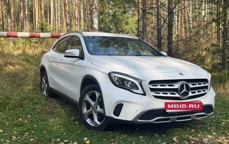 Mercedes-Benz GLA, 2019 год, 2 350 000 рублей, 9 фотография