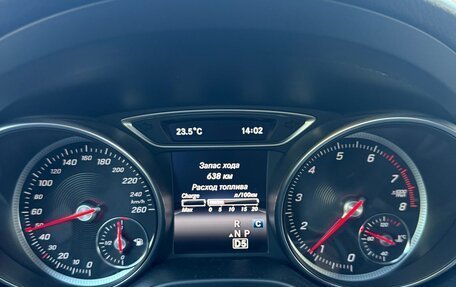 Mercedes-Benz GLA, 2019 год, 2 350 000 рублей, 14 фотография