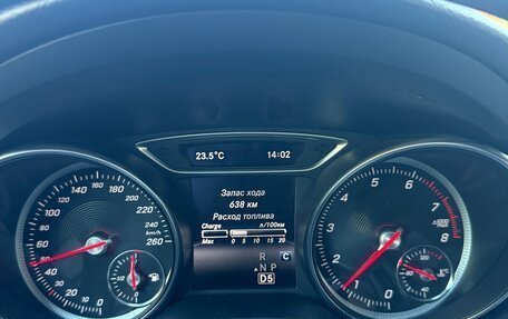 Mercedes-Benz GLA, 2019 год, 2 350 000 рублей, 13 фотография