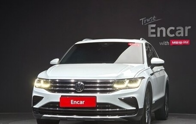 Volkswagen Tiguan II, 2024 год, 3 660 000 рублей, 1 фотография