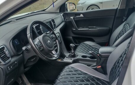 KIA Sportage IV рестайлинг, 2017 год, 1 800 000 рублей, 5 фотография