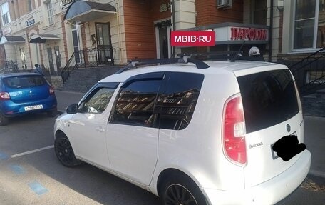Skoda Roomster, 2014 год, 690 000 рублей, 4 фотография