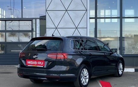 Volkswagen Passat B8 рестайлинг, 2018 год, 1 899 000 рублей, 5 фотография