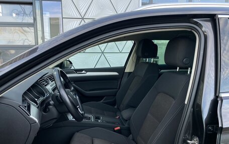 Volkswagen Passat B8 рестайлинг, 2018 год, 1 899 000 рублей, 20 фотография