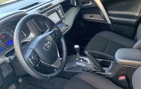 Toyota RAV4, 2014 год, 1 850 000 рублей, 8 фотография
