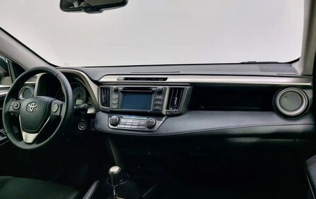Toyota RAV4, 2014 год, 1 850 000 рублей, 12 фотография