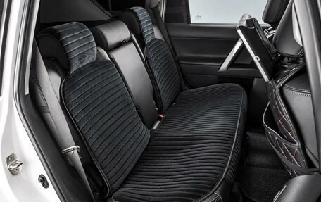 Toyota Land Cruiser Prado 150 рестайлинг, 2014 год, 3 649 000 рублей, 7 фотография