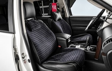 Toyota Land Cruiser Prado 150 рестайлинг, 2014 год, 3 649 000 рублей, 8 фотография