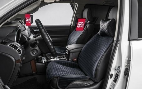 Toyota Land Cruiser Prado 150 рестайлинг, 2014 год, 3 649 000 рублей, 10 фотография