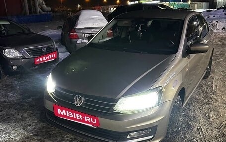 Volkswagen Polo VI (EU Market), 2016 год, 950 000 рублей, 3 фотография