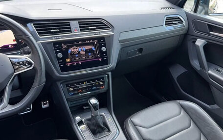 Volkswagen Tiguan II, 2023 год, 3 500 000 рублей, 6 фотография
