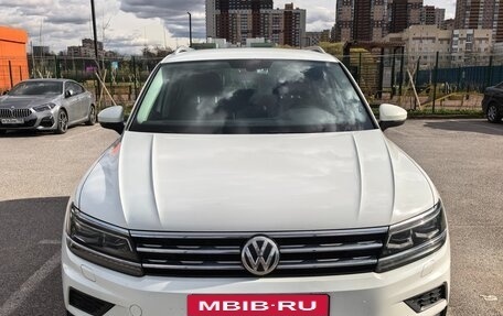 Volkswagen Tiguan II, 2018 год, 2 650 000 рублей, 3 фотография
