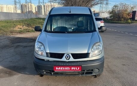 Renault Kangoo II рестайлинг, 2008 год, 430 000 рублей, 1 фотография