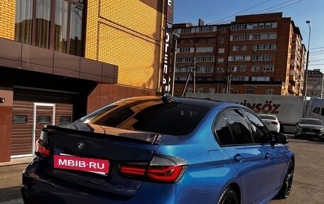 BMW 3 серия, 2018 год, 2 250 000 рублей, 3 фотография