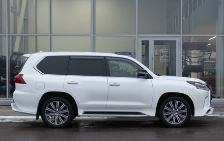 Lexus LX III, 2017 год, 9 500 000 рублей, 5 фотография
