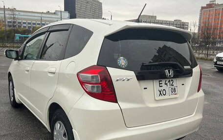 Honda Fit III, 2009 год, 799 000 рублей, 4 фотография