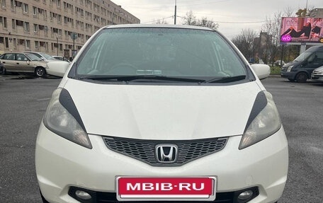 Honda Fit III, 2009 год, 799 000 рублей, 2 фотография