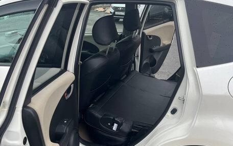 Honda Fit III, 2009 год, 799 000 рублей, 17 фотография