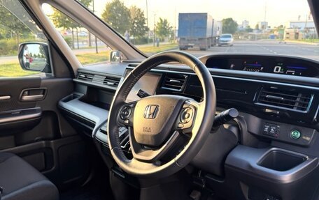 Honda Stepwgn IV рестайлинг, 2021 год, 2 070 000 рублей, 11 фотография