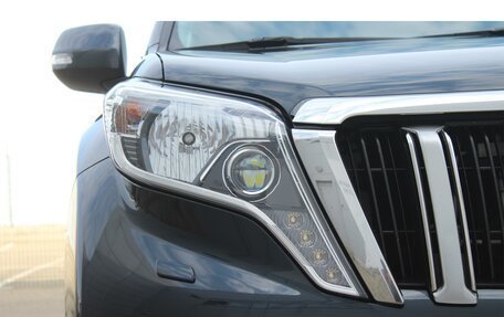 Toyota Land Cruiser Prado 150 рестайлинг, 2015 год, 3 390 000 рублей, 12 фотография