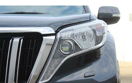 Toyota Land Cruiser Prado 150 рестайлинг, 2015 год, 3 390 000 рублей, 11 фотография